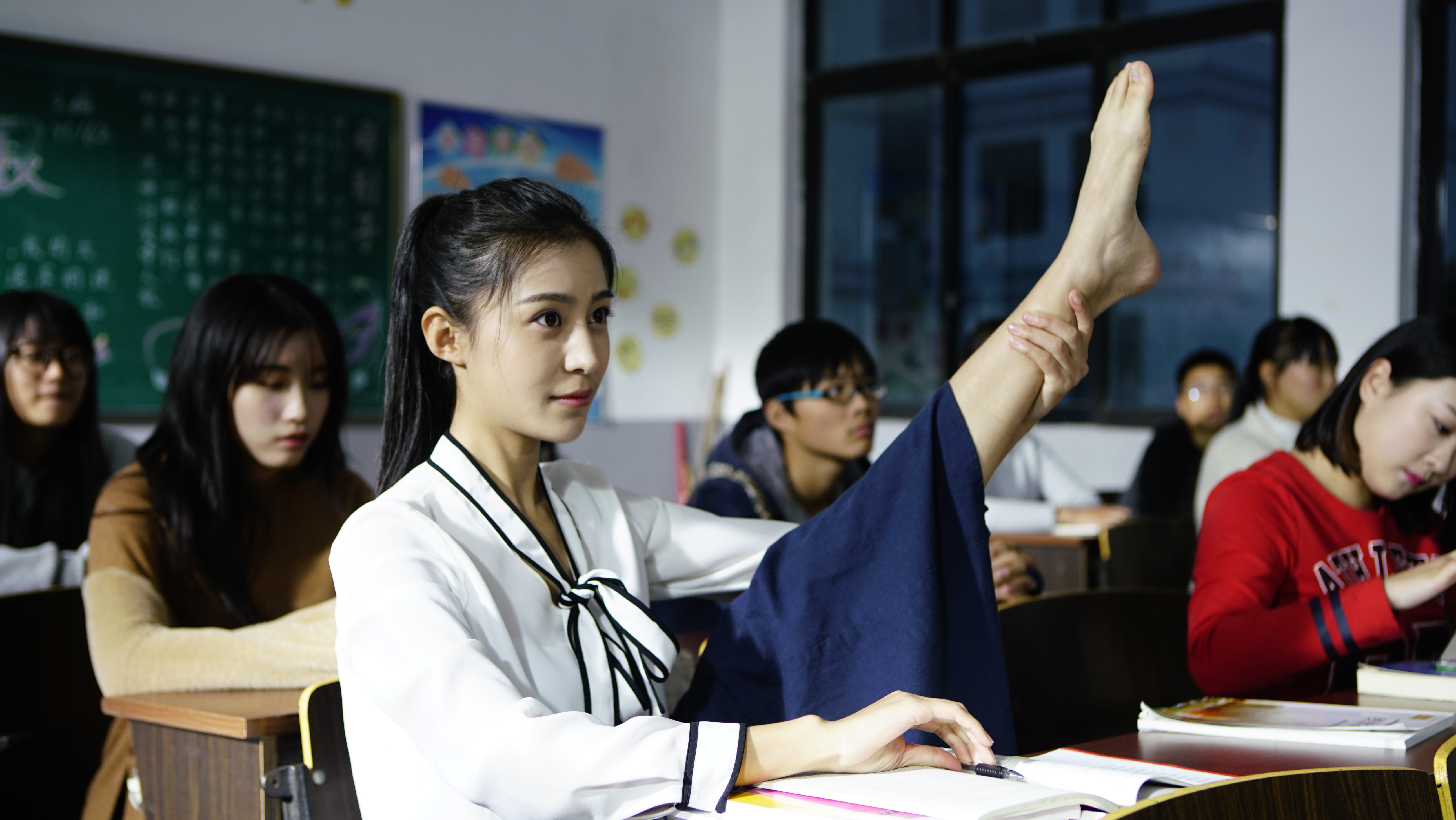 翻滚吧姐妹剧照的剧照