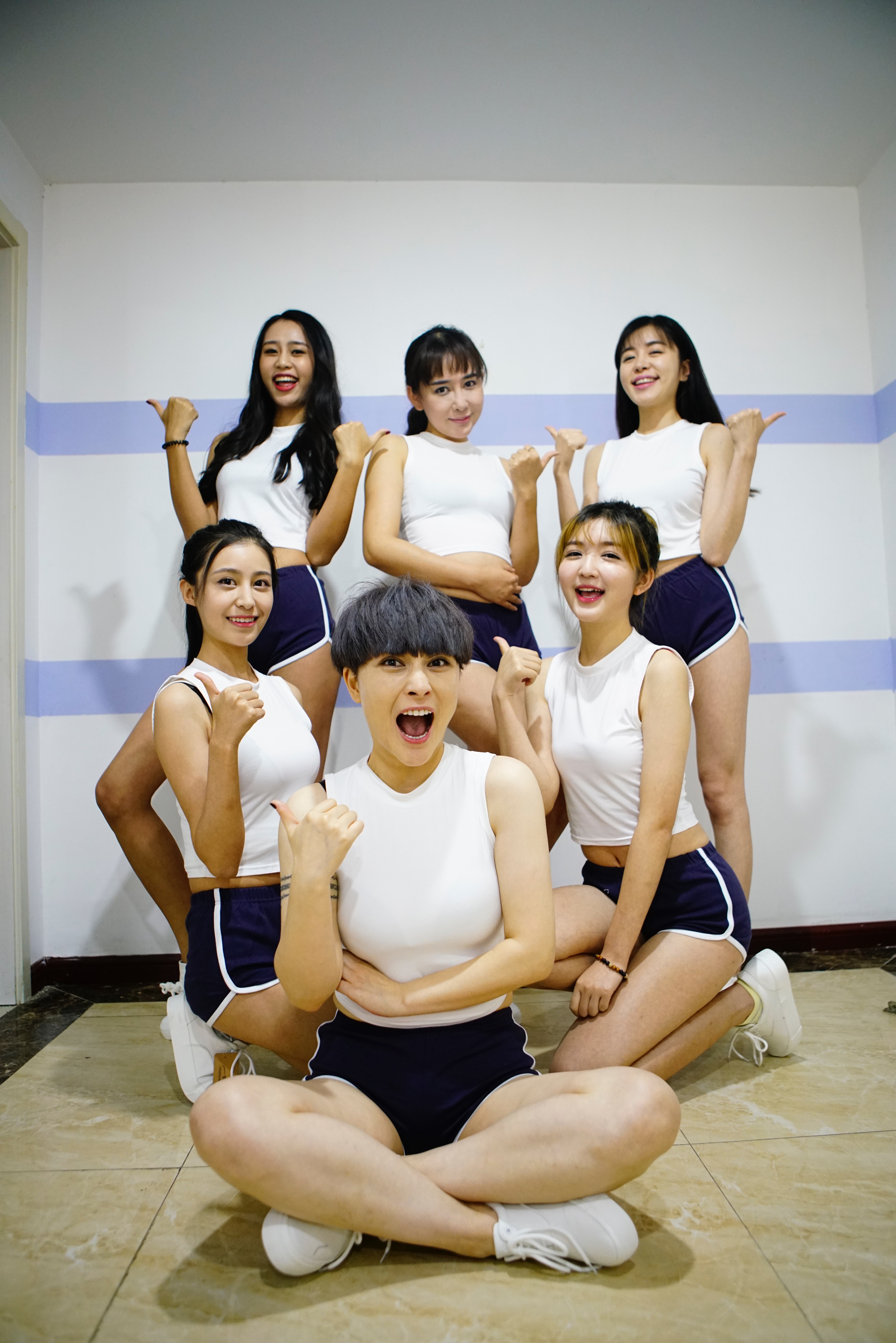 翻滚吧姐妹剧照的剧照