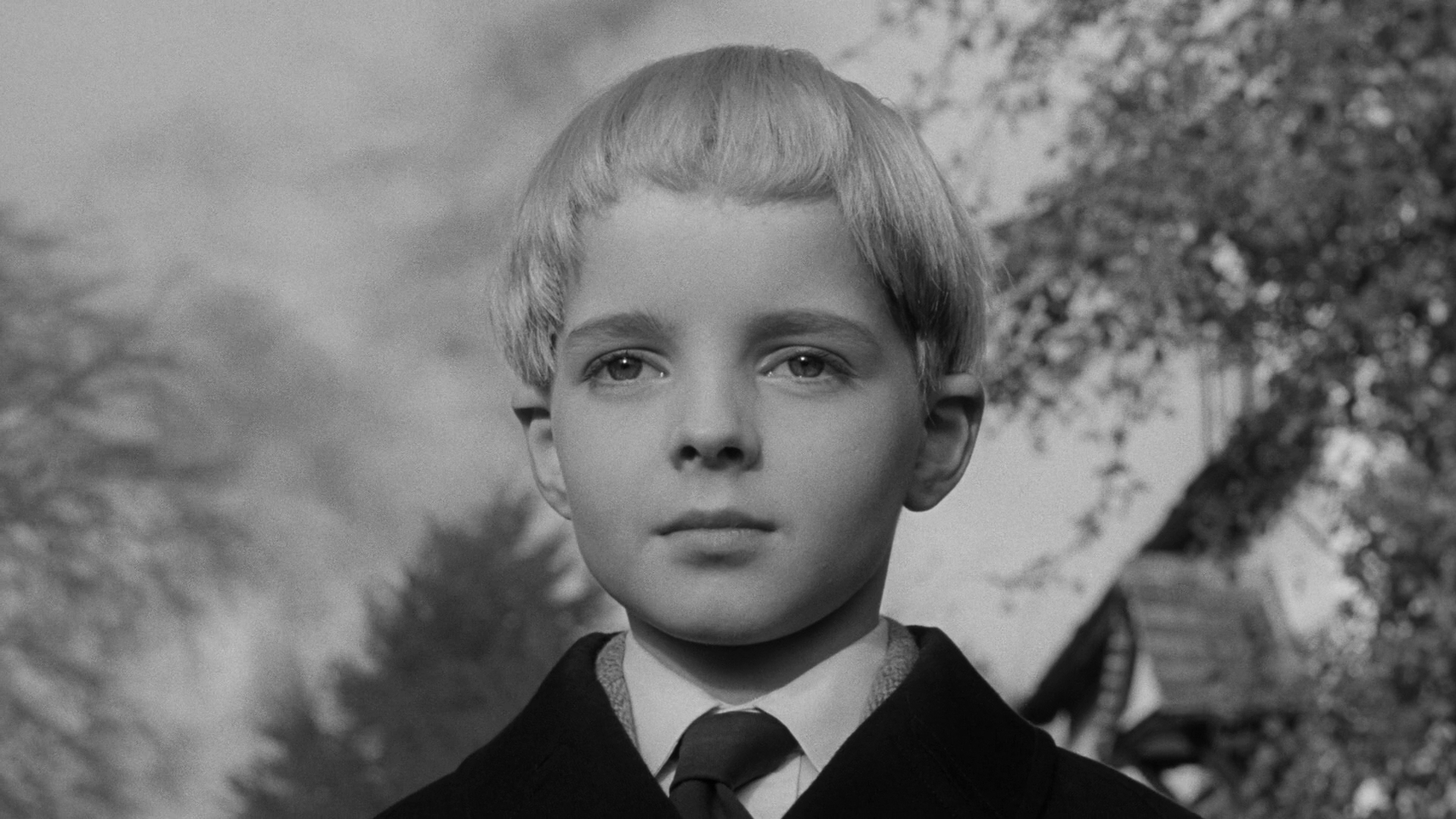 魔童村剧照的剧照