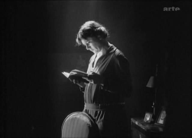 微笑的布迪夫人剧照的剧照