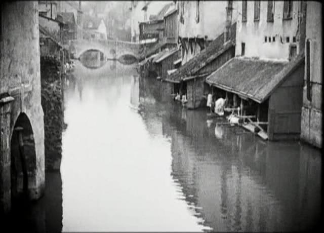 微笑的布迪夫人剧照的剧照