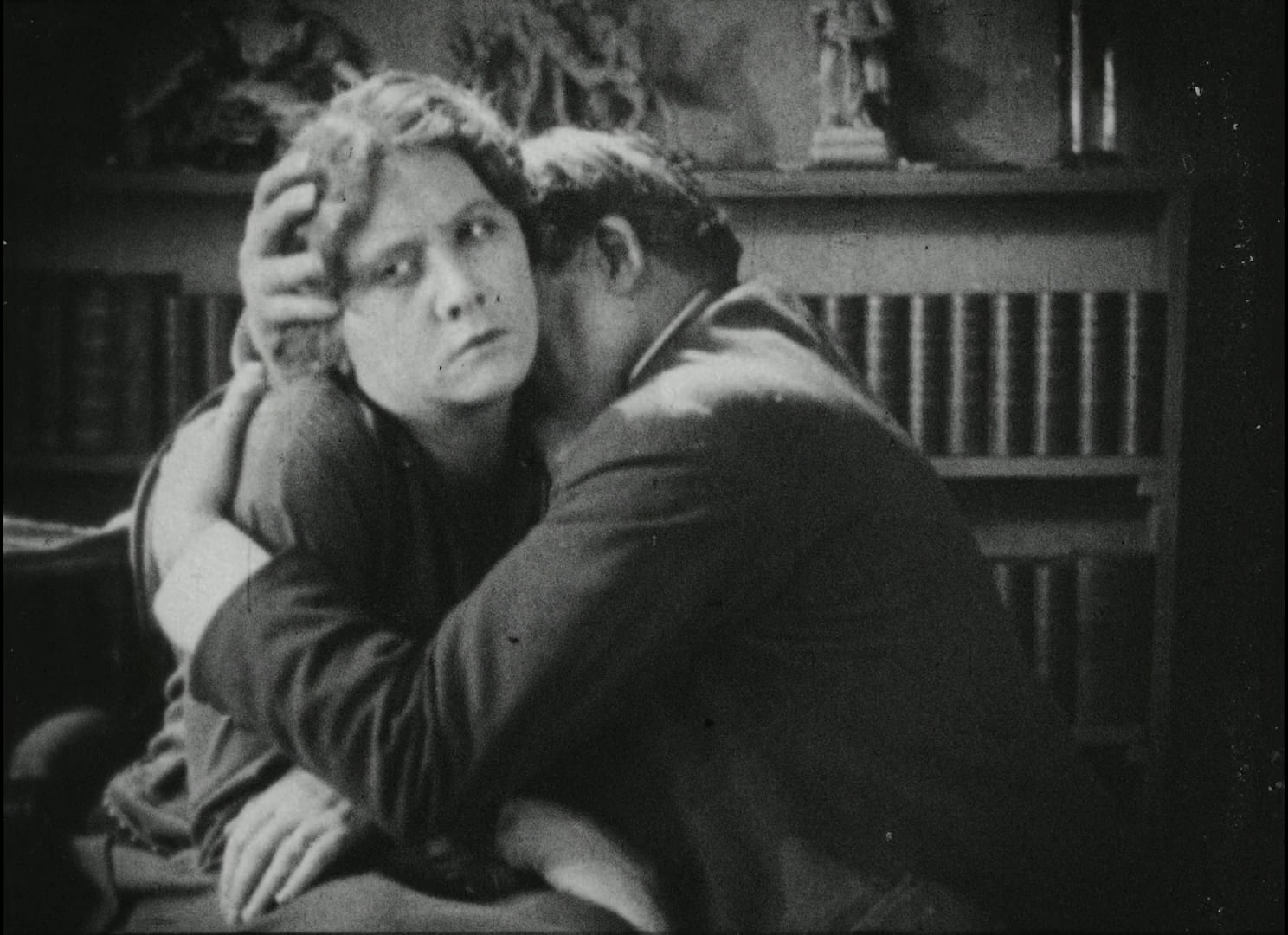 微笑的布迪夫人剧照的剧照