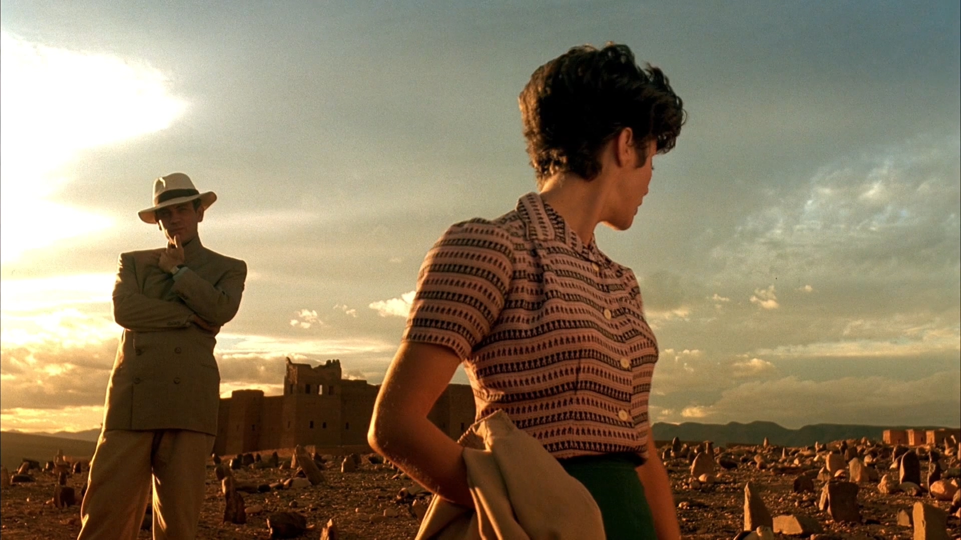 遮蔽的天空剧照的剧照