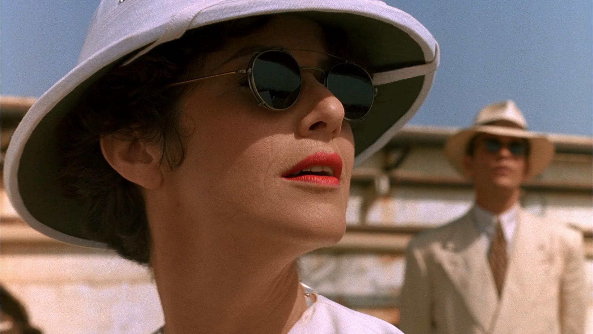 遮蔽的天空剧照的剧照