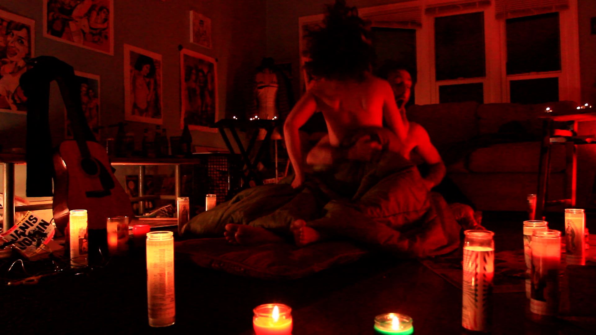 乳头和棕榈树剧照的剧照