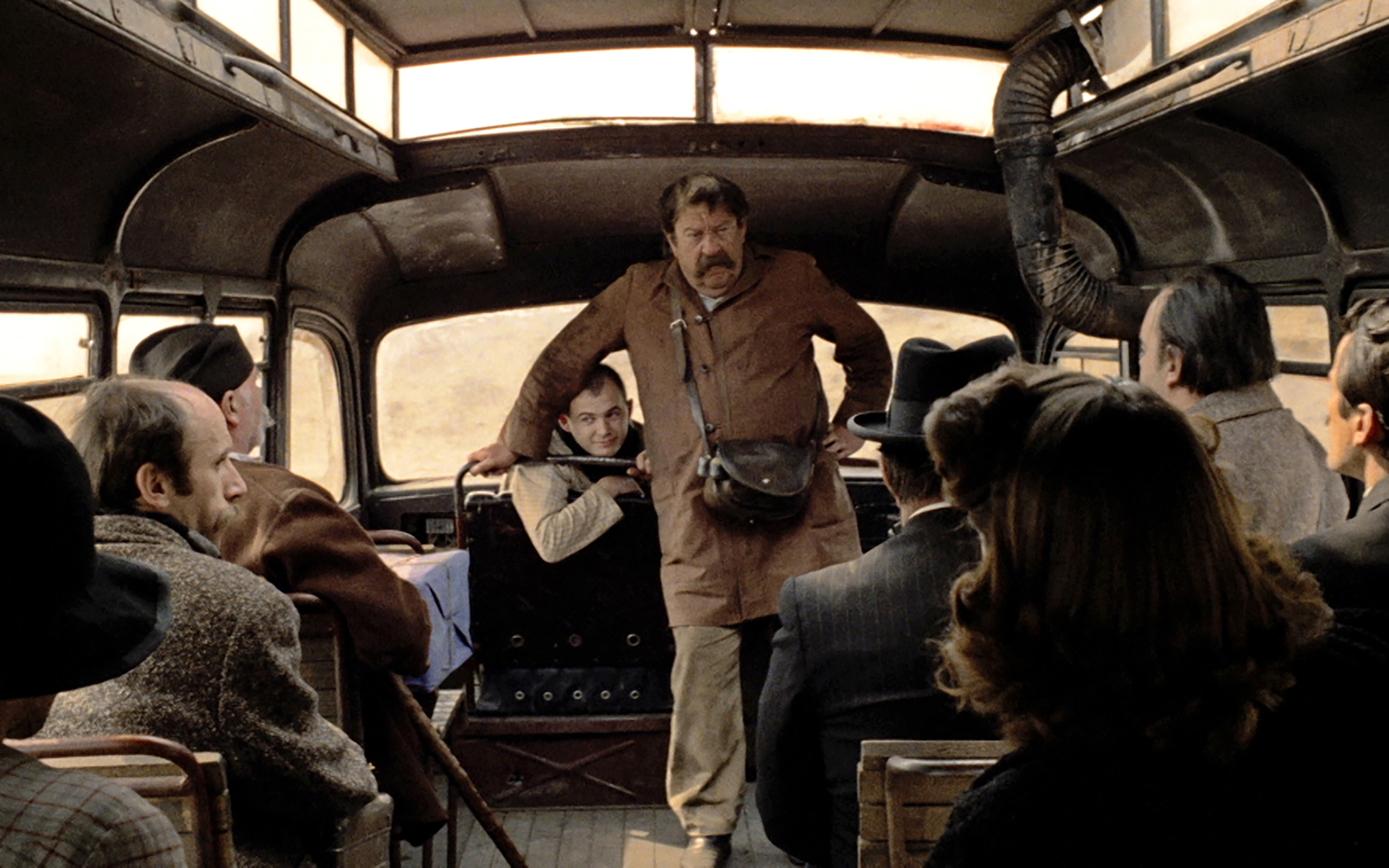 谁在那儿歌唱？剧照的剧照