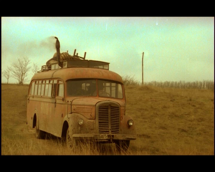 谁在那儿歌唱？剧照的剧照