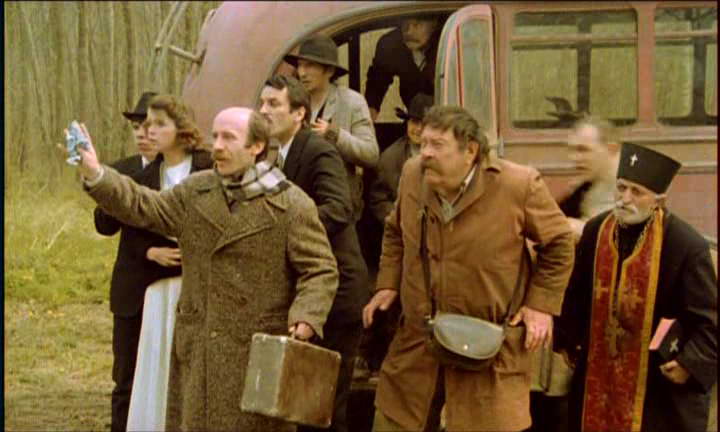 谁在那儿歌唱？剧照的剧照