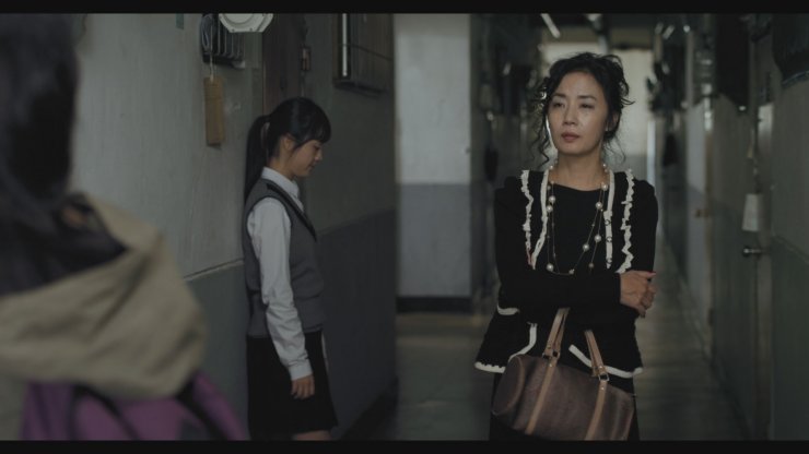 止于四月剧照的剧照