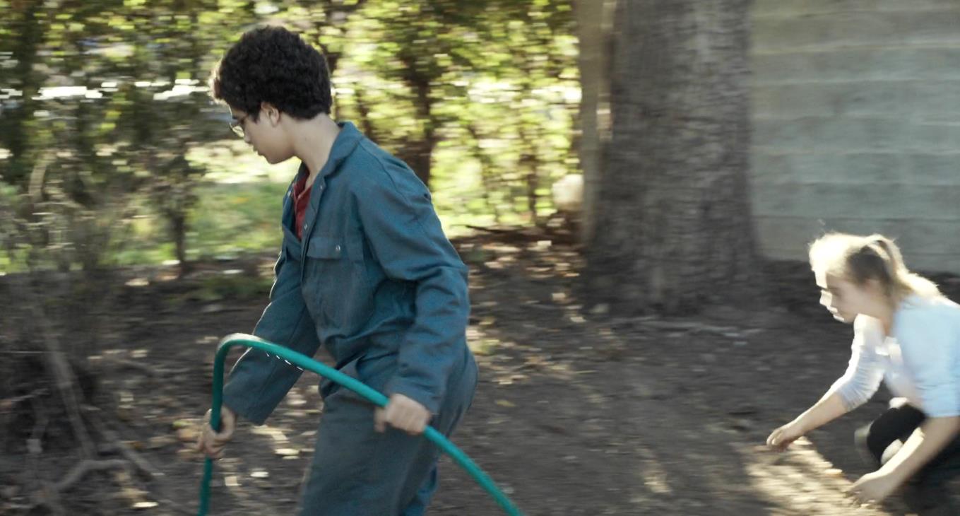 年轻的阿迈德剧照的剧照