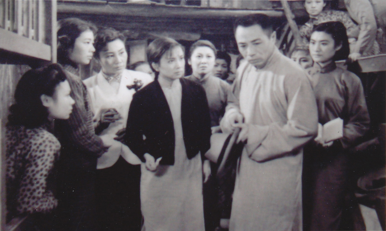 舞台姐妹剧照的剧照