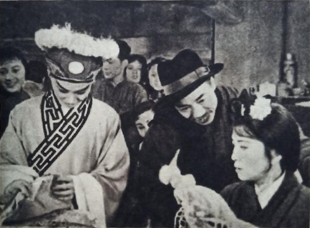 舞台姐妹剧照的剧照