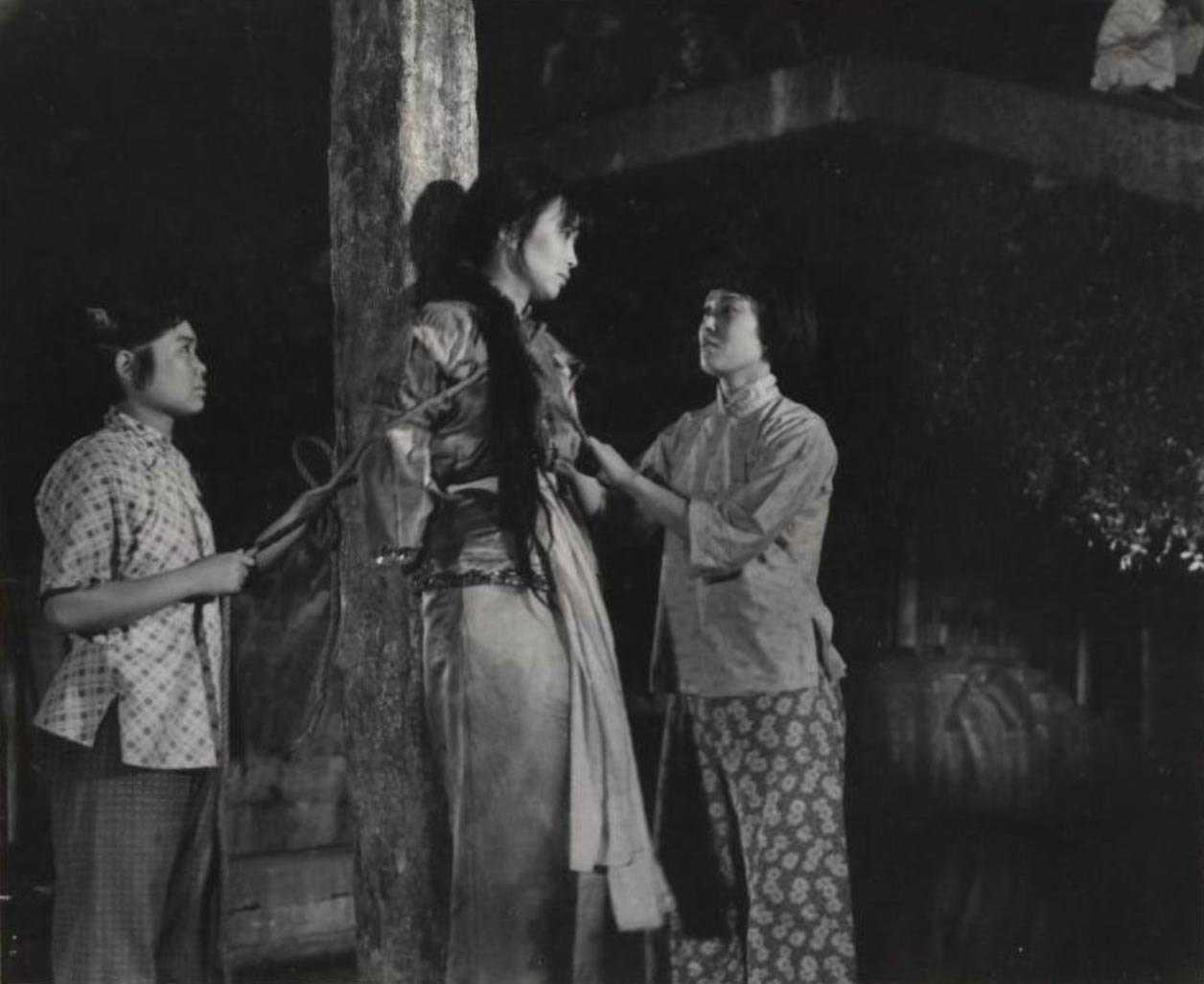 舞台姐妹剧照的剧照