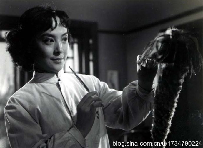 女理发师剧照的剧照