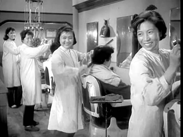 女理发师剧照的剧照