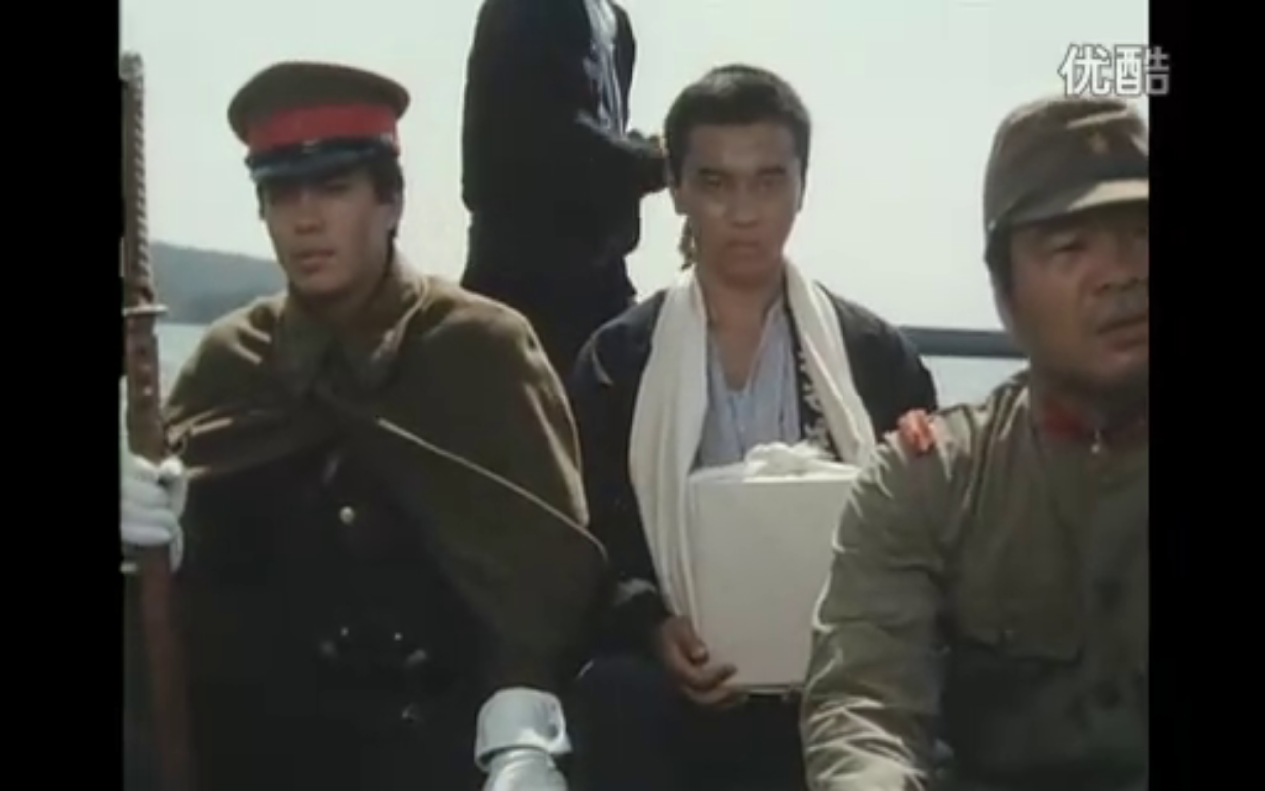 原野、山峰、海滩剧照的剧照