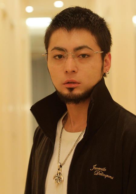 暗金丑岛君剧照的剧照