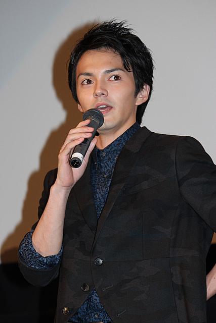 暗金丑岛君剧照的剧照