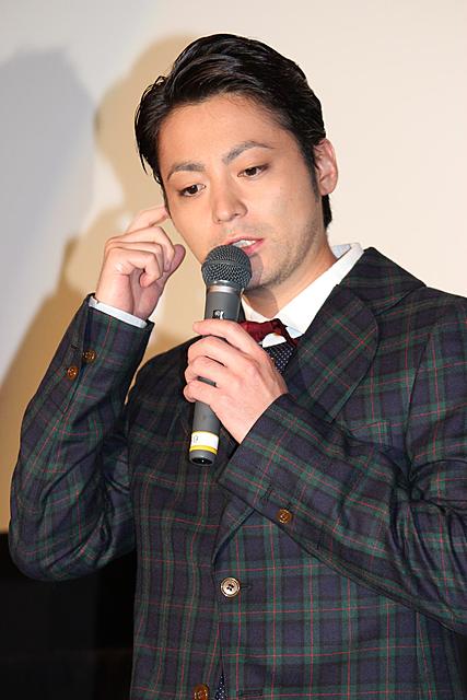 暗金丑岛君剧照的剧照