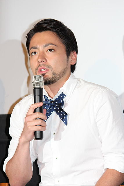 暗金丑岛君剧照的剧照