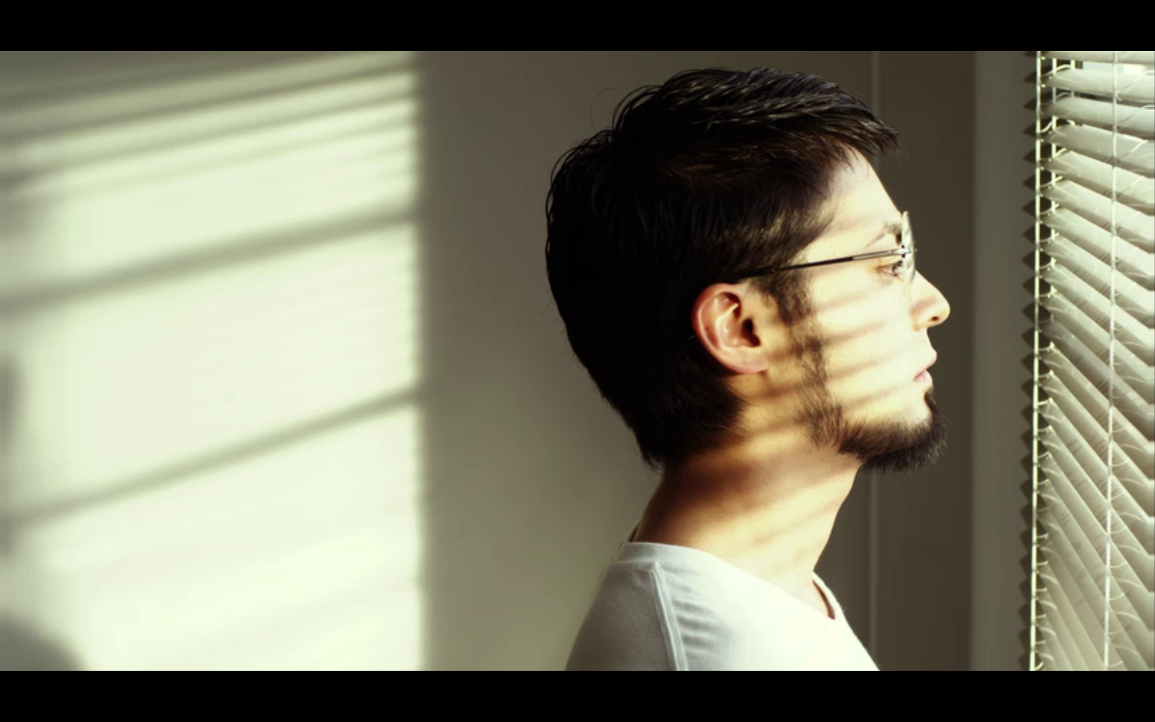 暗金丑岛君剧照的剧照