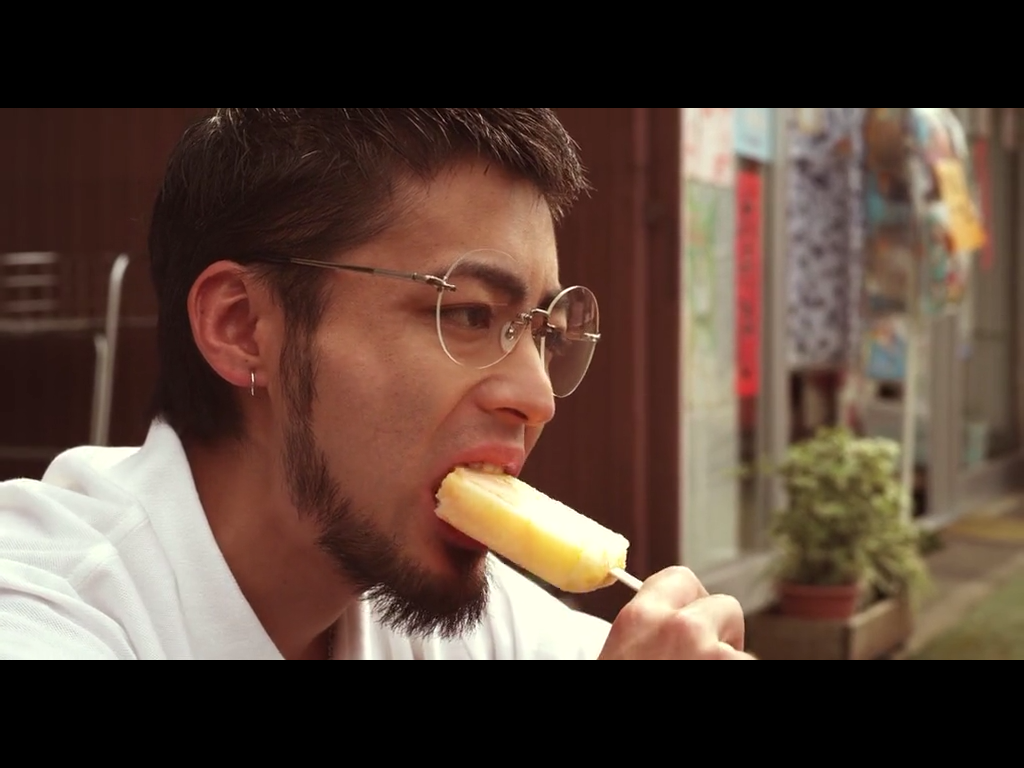 暗金丑岛君剧照的剧照