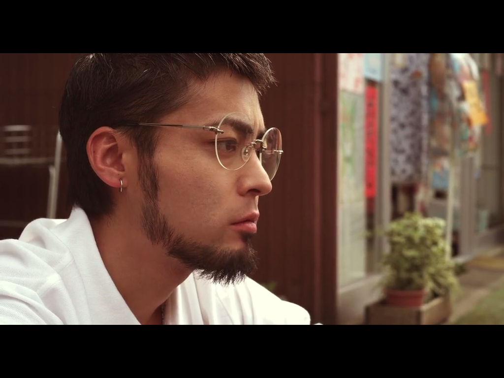 暗金丑岛君剧照的剧照