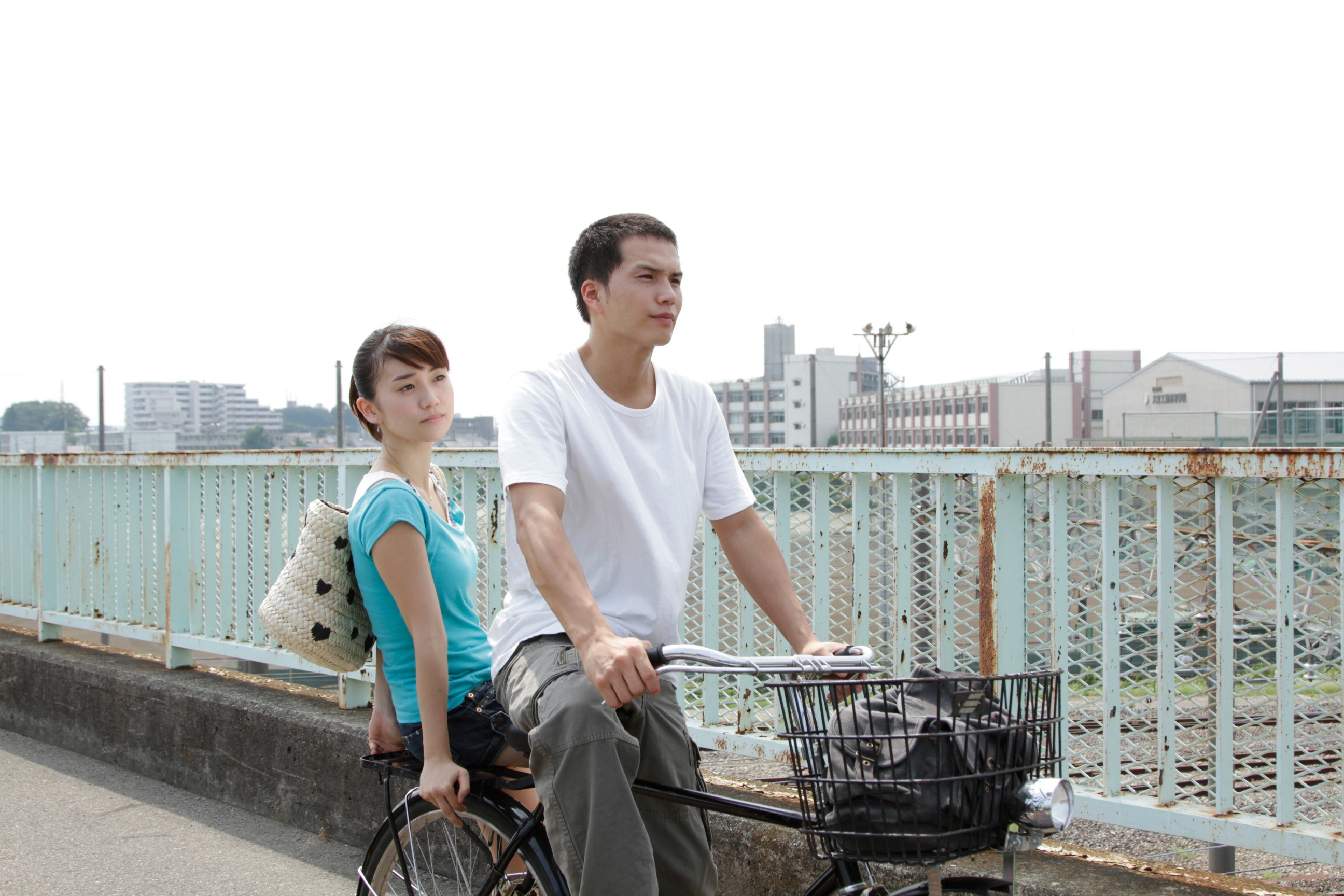 暗金丑岛君剧照的剧照