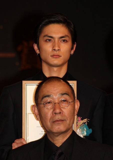 轻蔑剧照的剧照