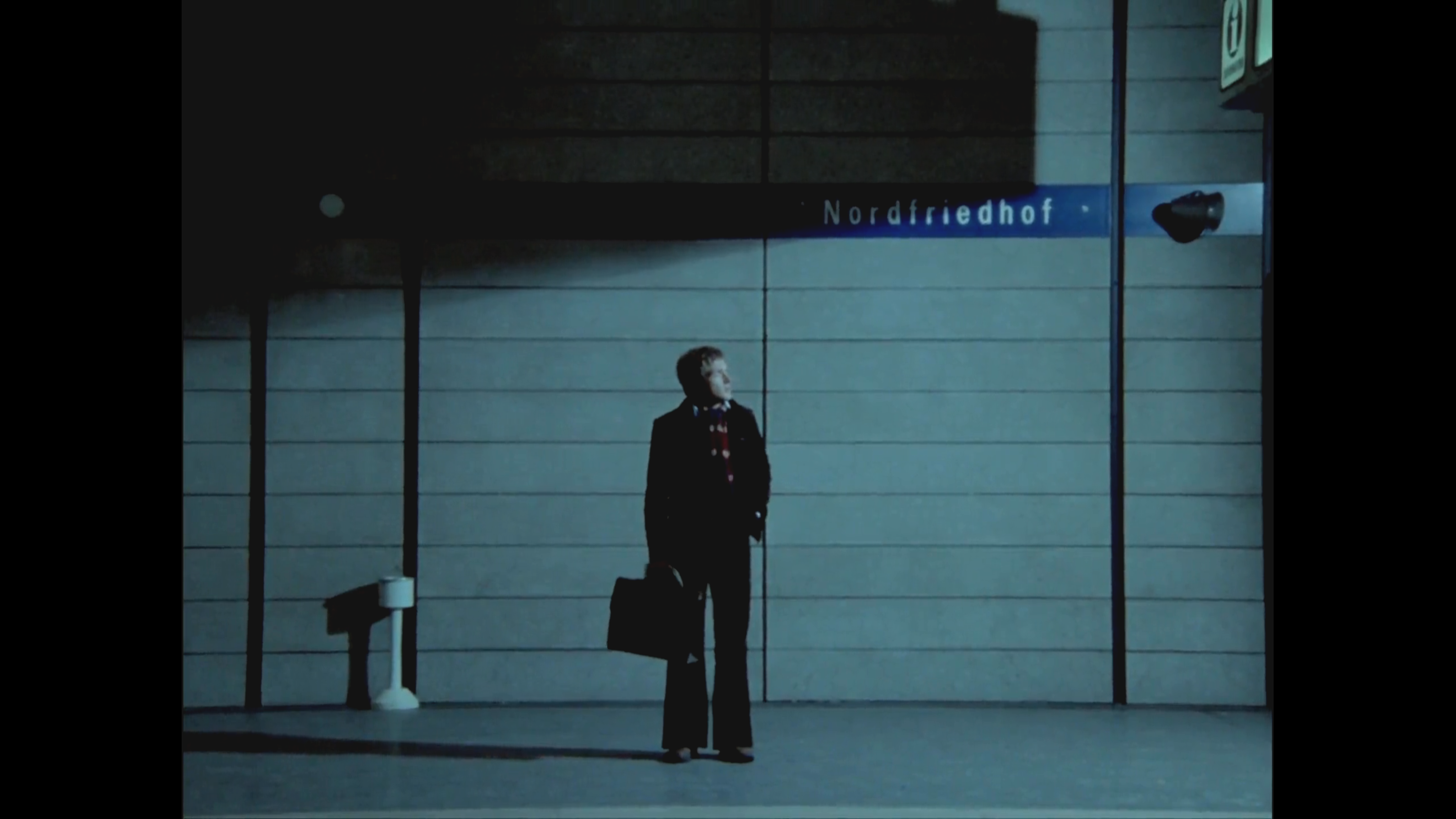 我只希望你们爱我剧照的剧照