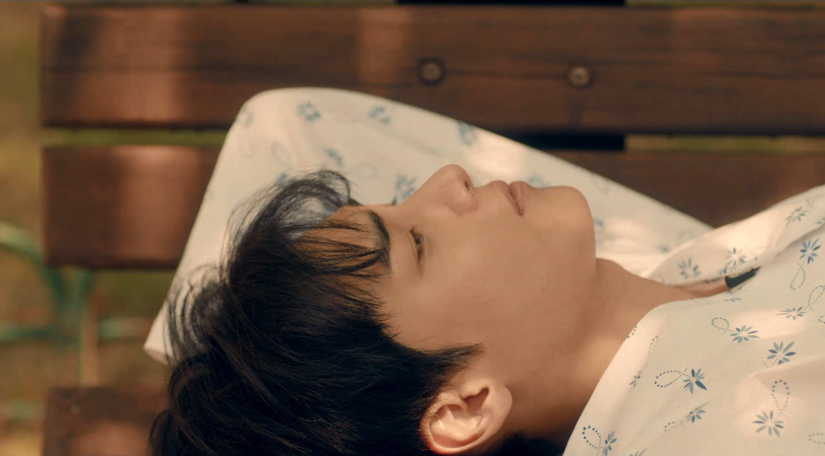 再见夏天剧照的剧照