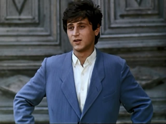 送给爱人的项链剧照的剧照