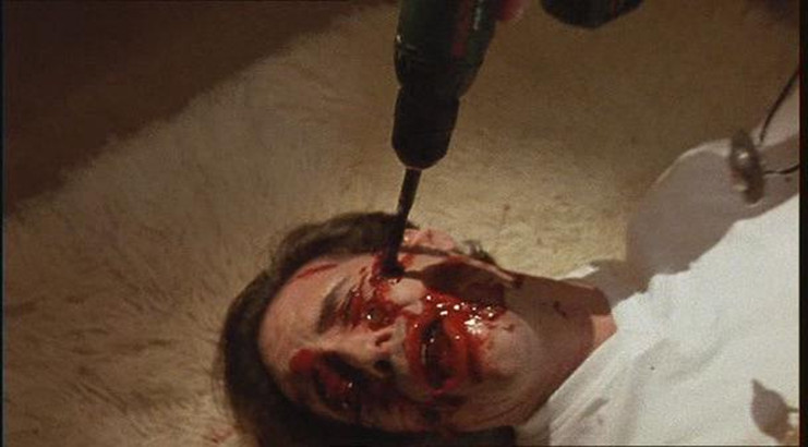 爱的墓园剧照的剧照