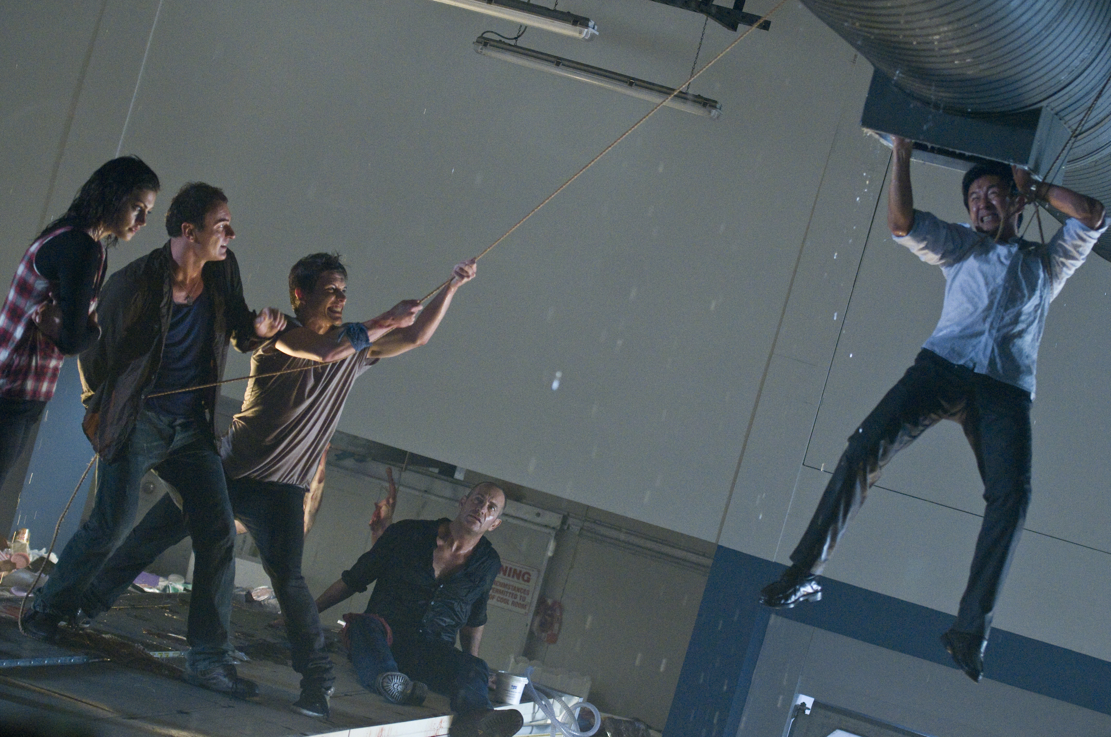 大海啸之鲨口逃生剧照的剧照