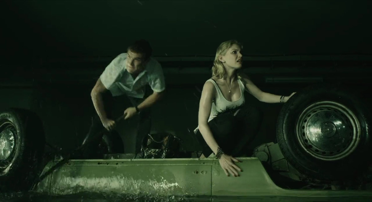 大海啸之鲨口逃生剧照的剧照