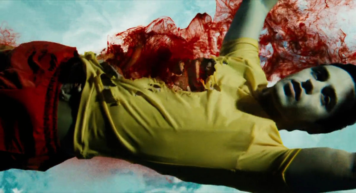 大海啸之鲨口逃生剧照的剧照