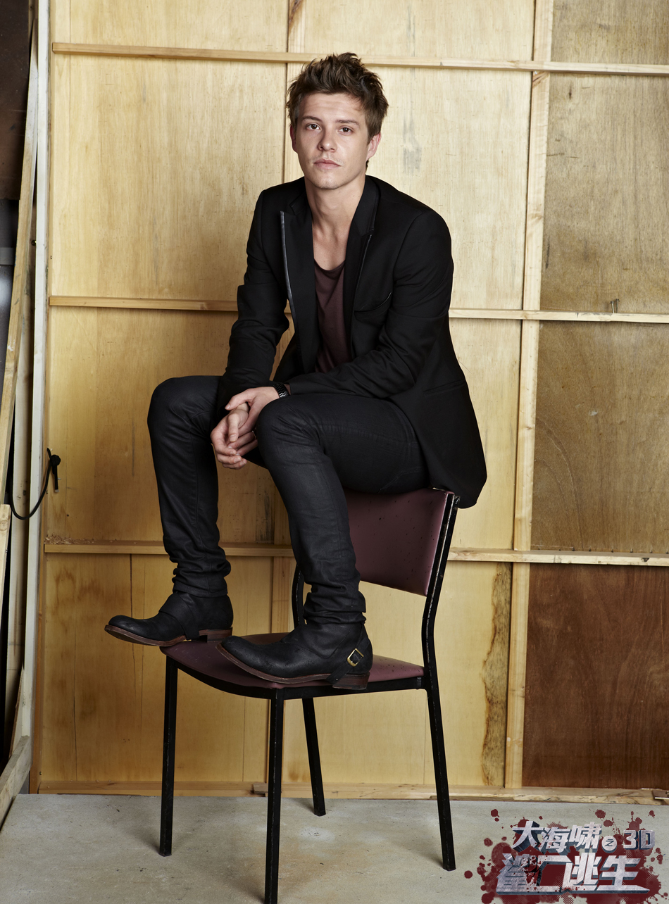 大海啸之鲨口逃生剧照的剧照