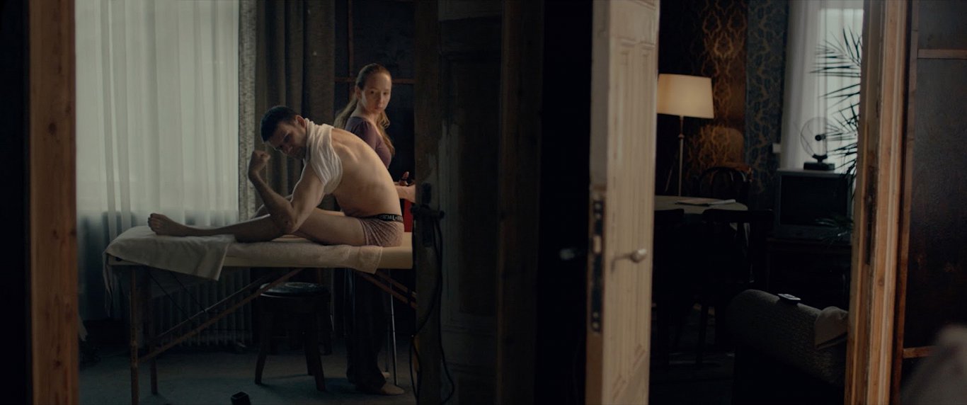 嘴角余温剧照的剧照