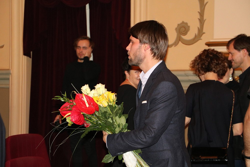 嘴角余温剧照的剧照