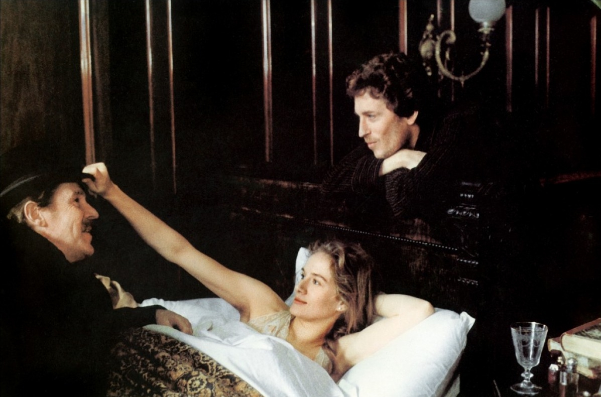 善恶的彼岸剧照的剧照