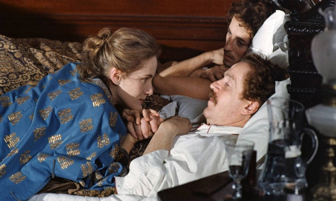 善恶的彼岸剧照的剧照