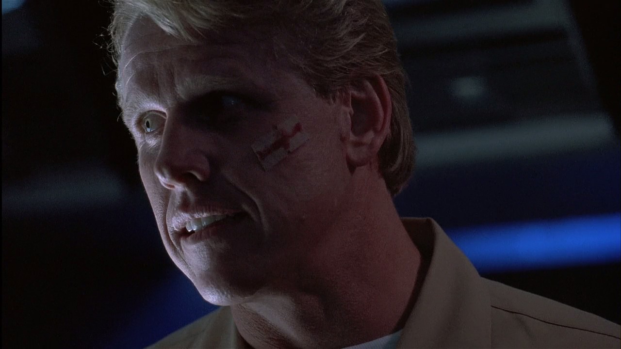 潜龙轰天剧照的剧照