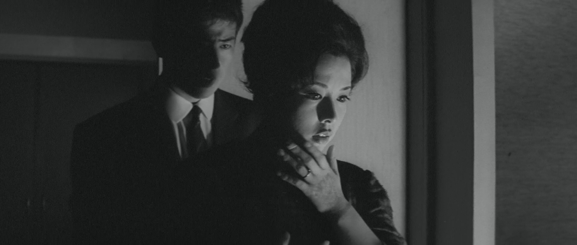 妻之告白剧照的剧照