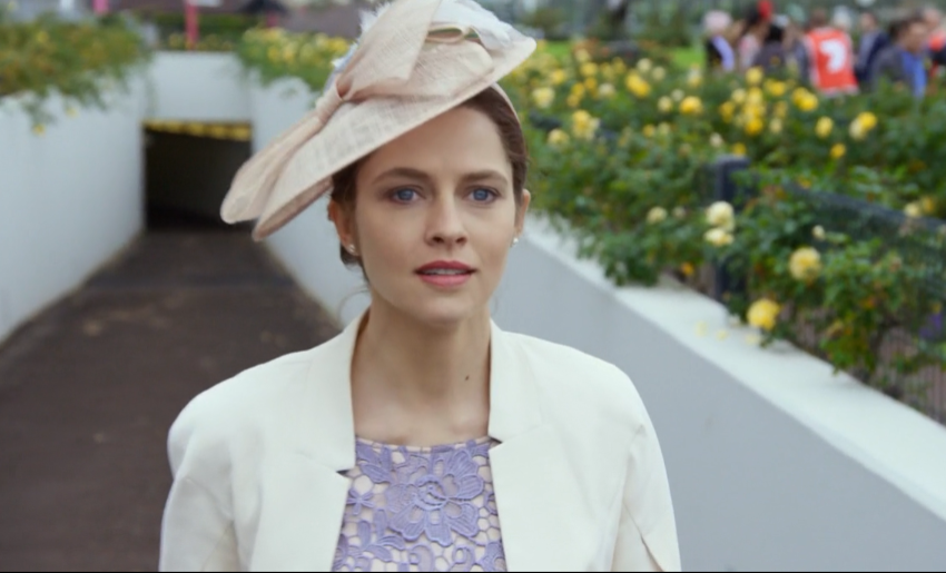 赛马女孩剧照的剧照