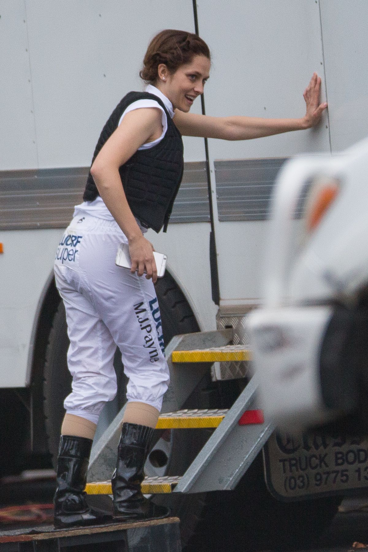 赛马女孩剧照的剧照