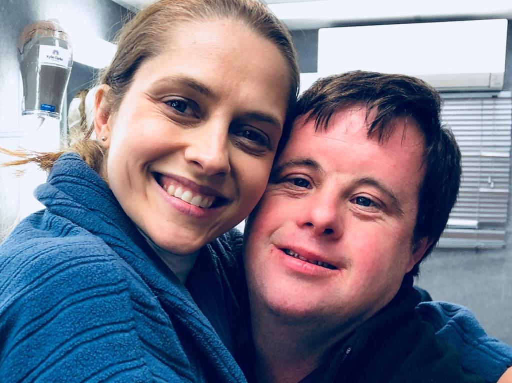 赛马女孩剧照的剧照