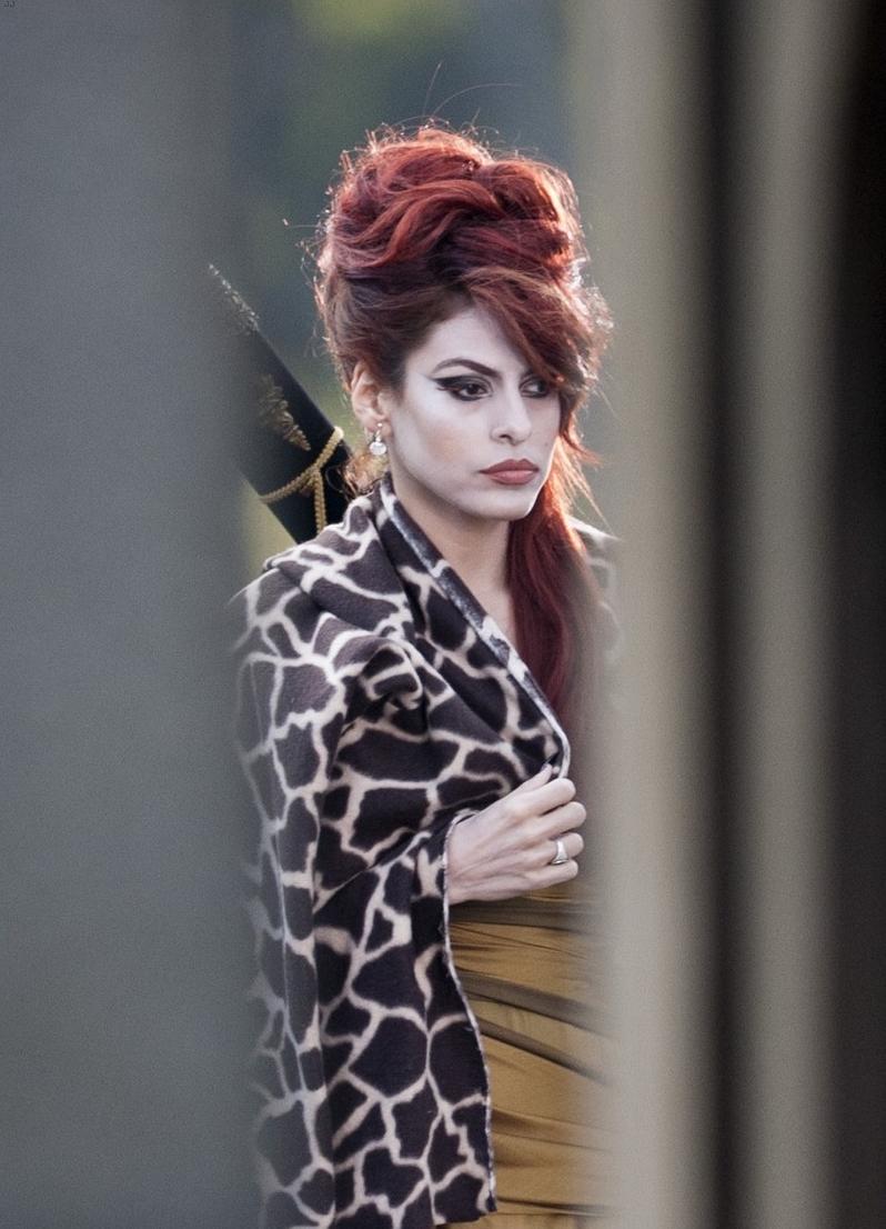 神圣车行剧照的剧照