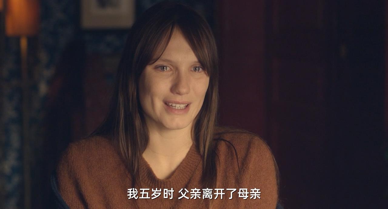 某处，某人剧照的剧照