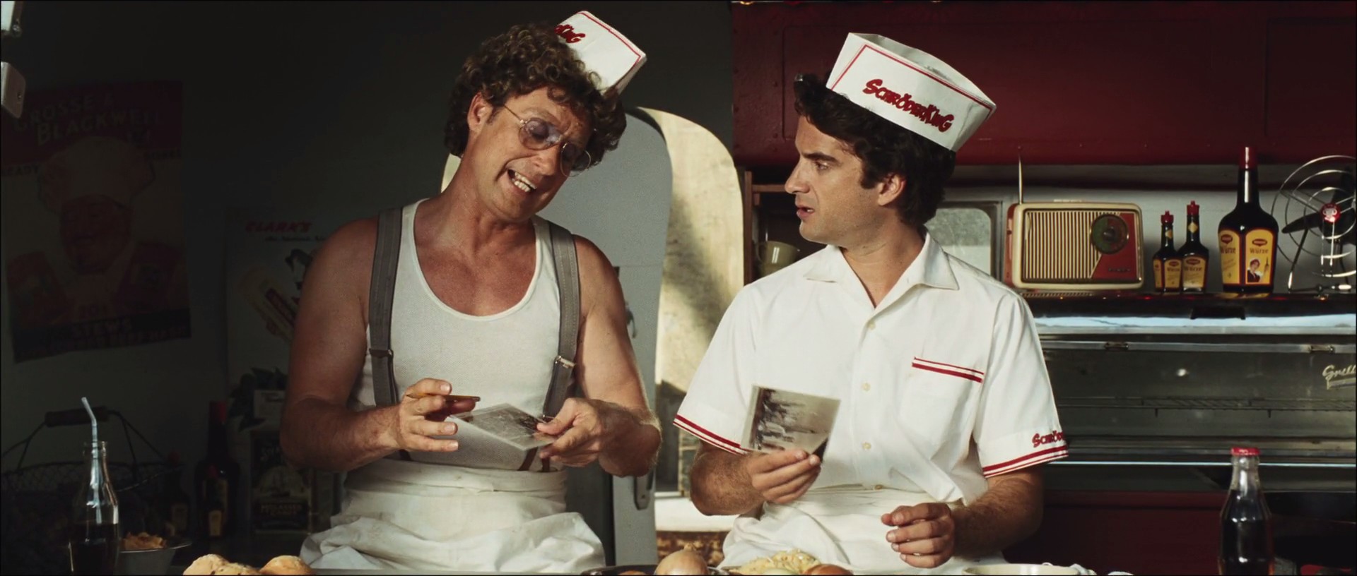 狼入羊口剧照的剧照