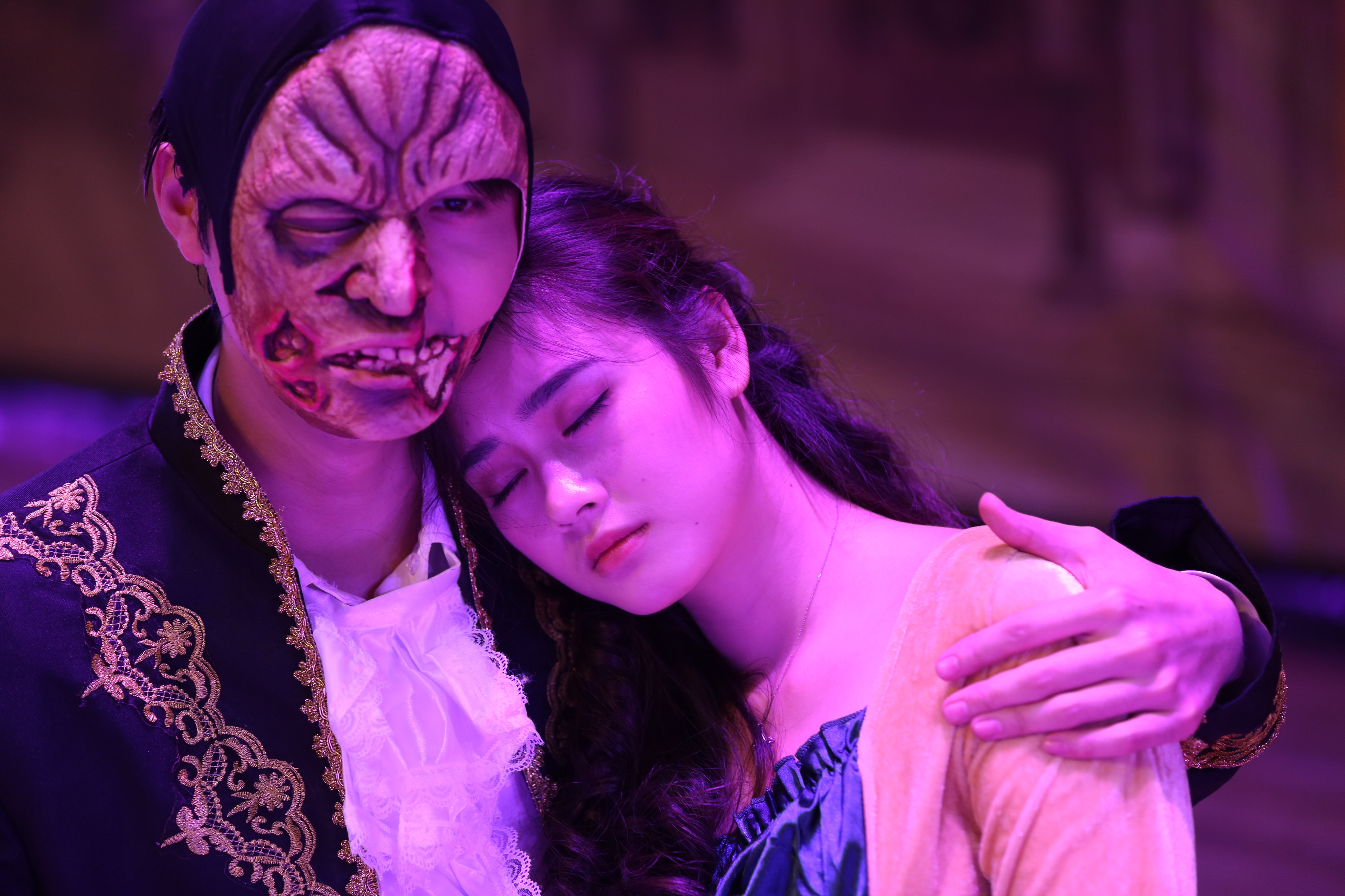 午夜废墟剧照的剧照